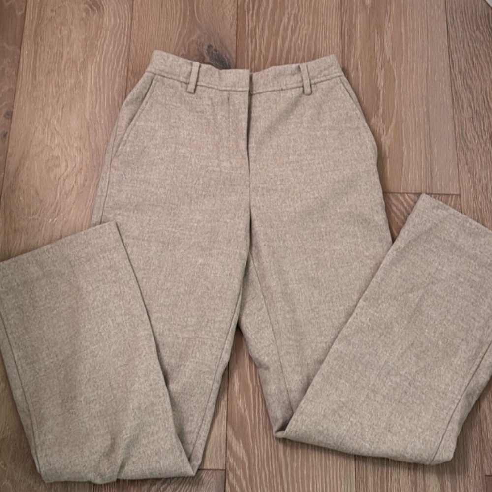Babaton Aritzia neutral trousers